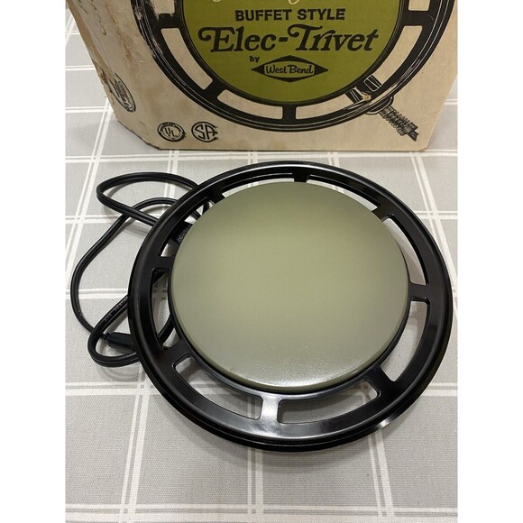 Vtg West Bend Country Inn Elec-Trivet Buffet Style No. 3324 Avocado Green w/ BOX - Picture 2 of 8